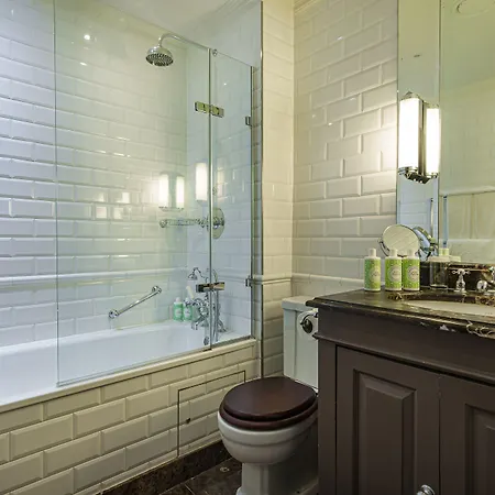 The Talbot, Malton, North Yorkshire - The Coaching Group Casa rural Malton